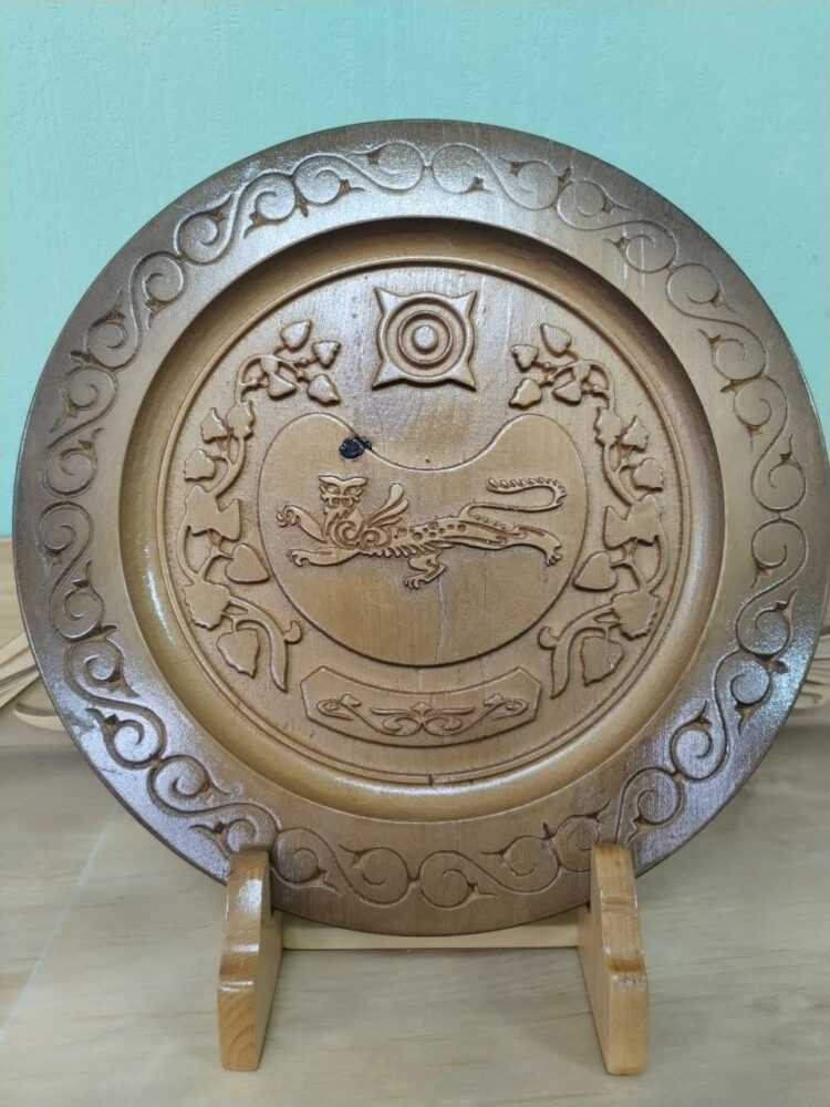 Сувенирная тарелка " Герб Хакасии" — изображение 2